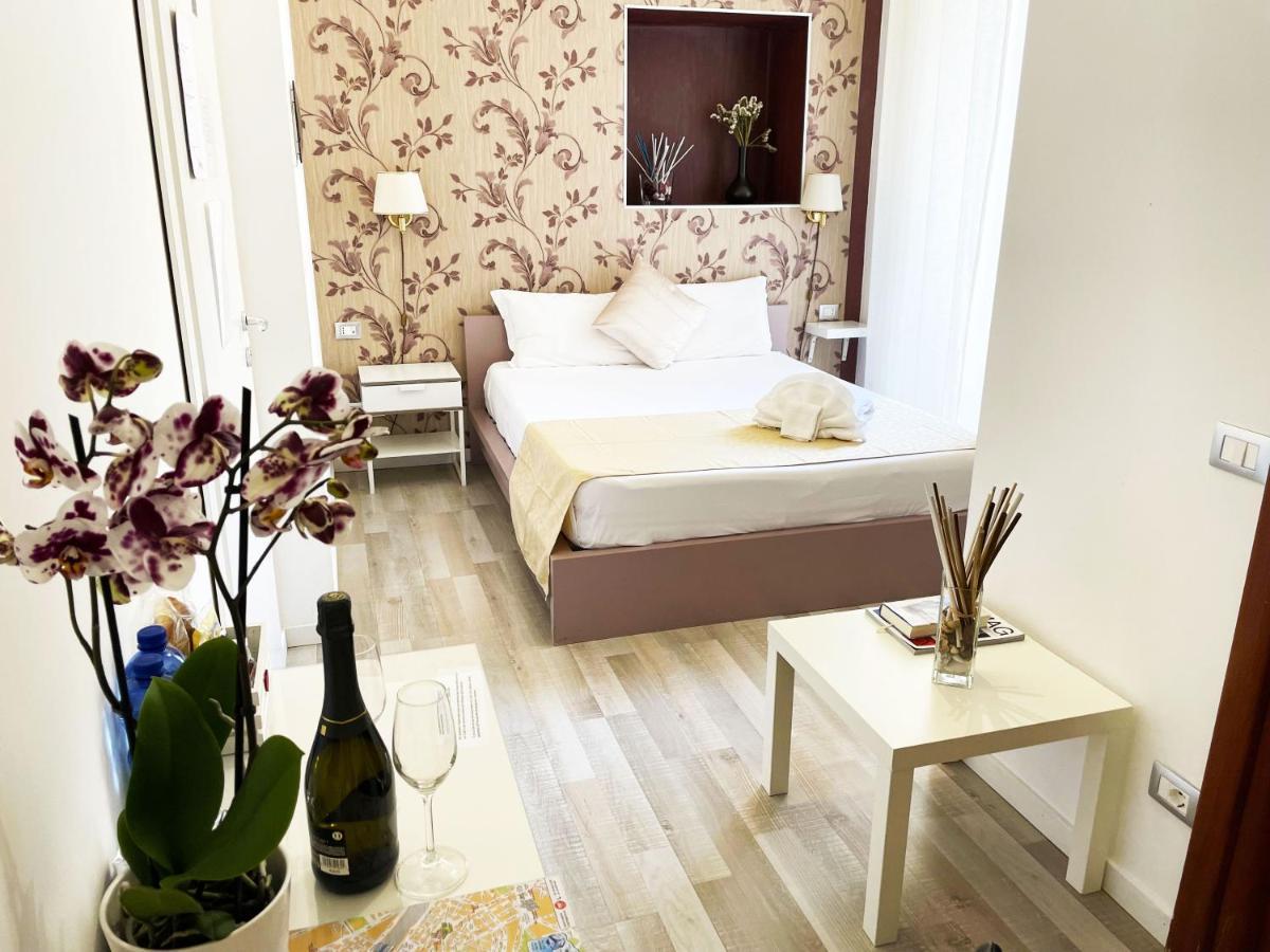 Appia 52 Hotel โรม ภายนอก รูปภาพ