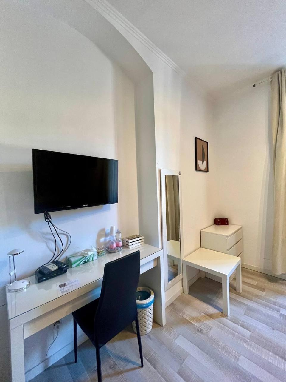 Appia 52 Hotel โรม ภายนอก รูปภาพ