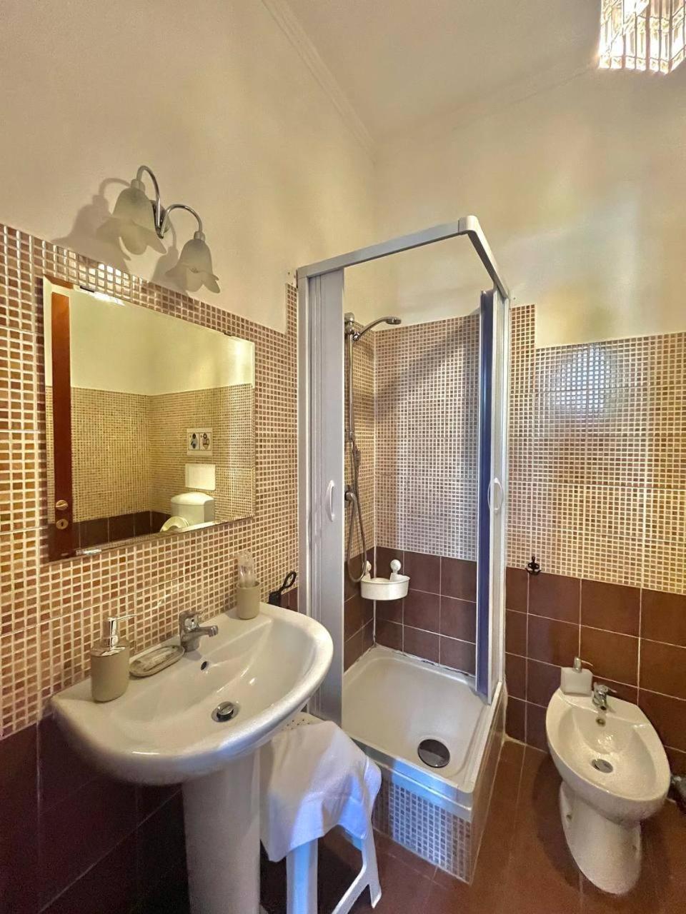 Appia 52 Hotel โรม ภายนอก รูปภาพ